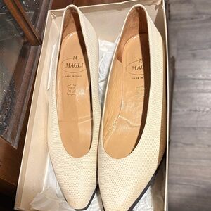 Women's Cream Leather Shoes